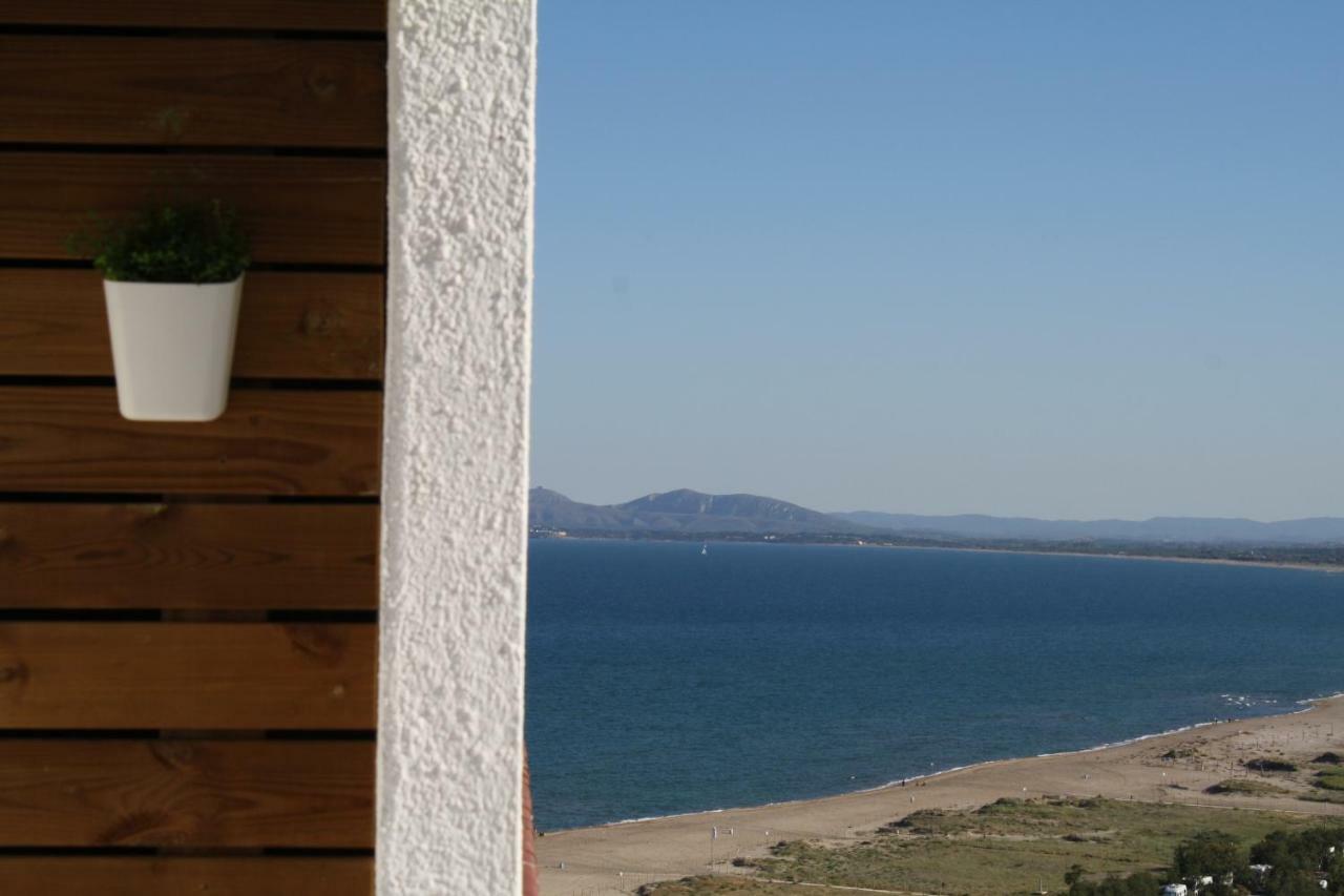 Empuria Beach D-Luxe إمبوريابرافا المظهر الخارجي الصورة